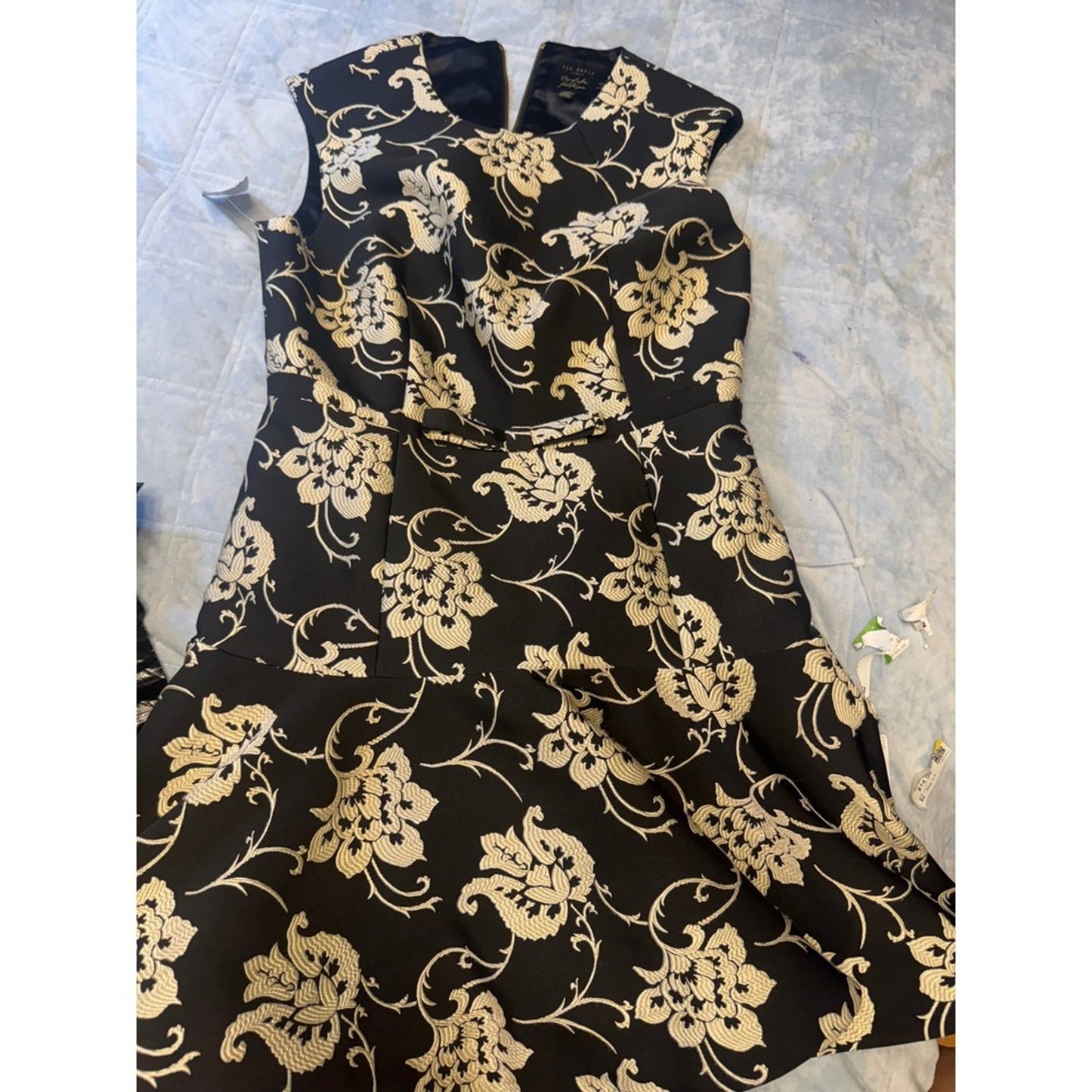 Ted Baker Black & White Floral Fit & Flare Dress – Size 3 (US 6)