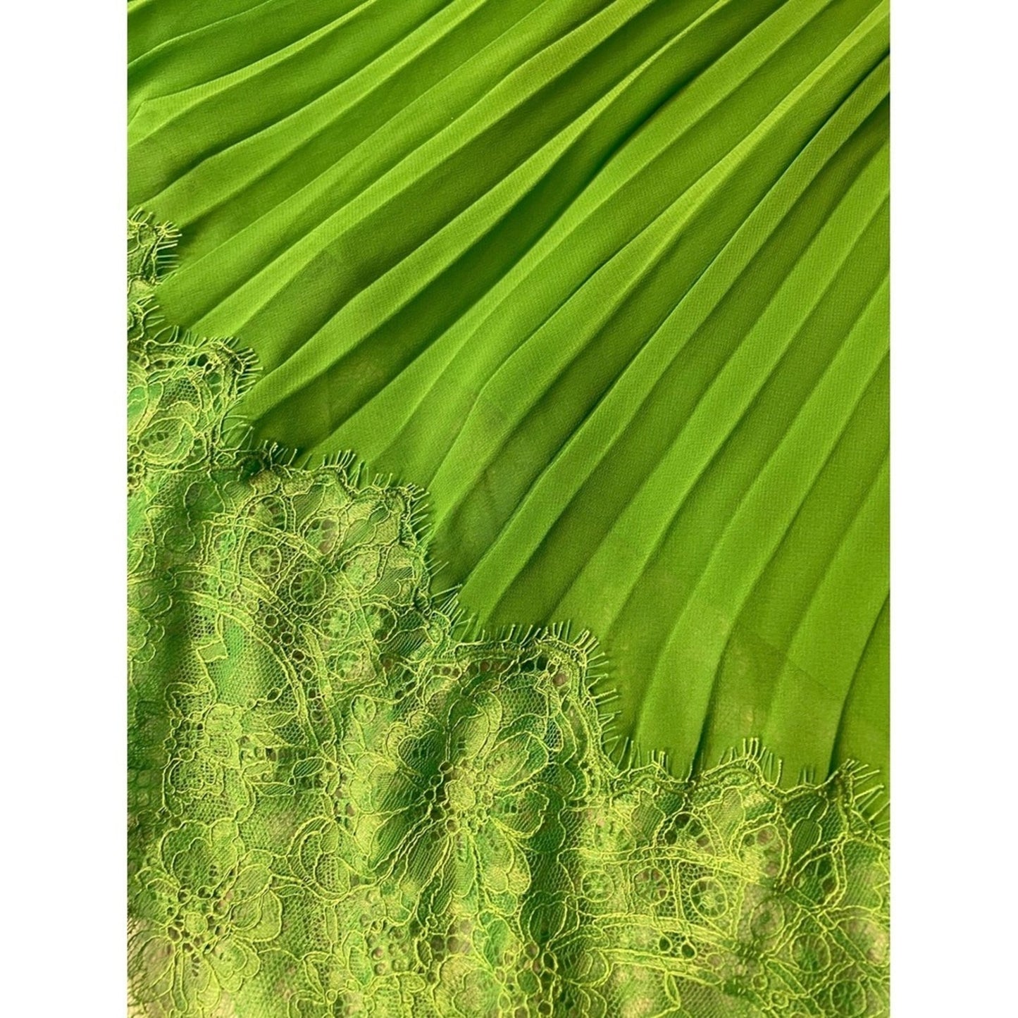 Self-Portrait Green Pleated Midi Dress | Lace Trim | Size US 4