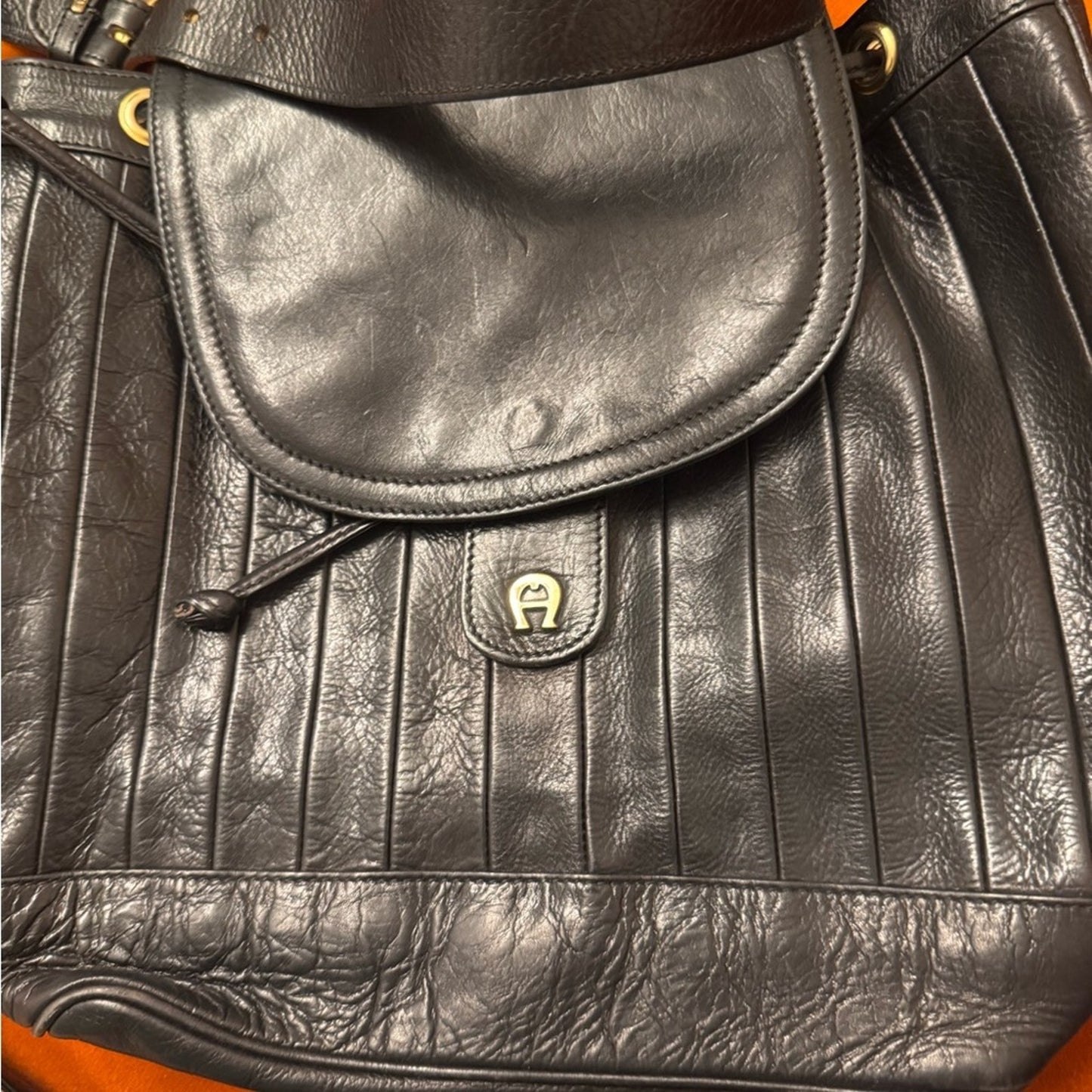 Etienne Aigner Vintage Black Leather Shoulder Bag Purse Flap Crossbody Bag