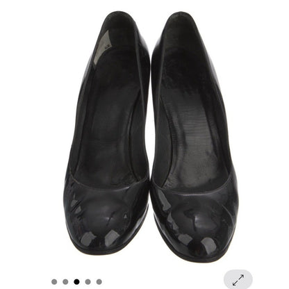 Gucci Black Patent Leather Pumps — Size 7 (US)