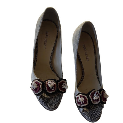 Kurt Geiger Peep Toe Heels Herringbone Pattern Floral  Made in Italy Size 38 7.5