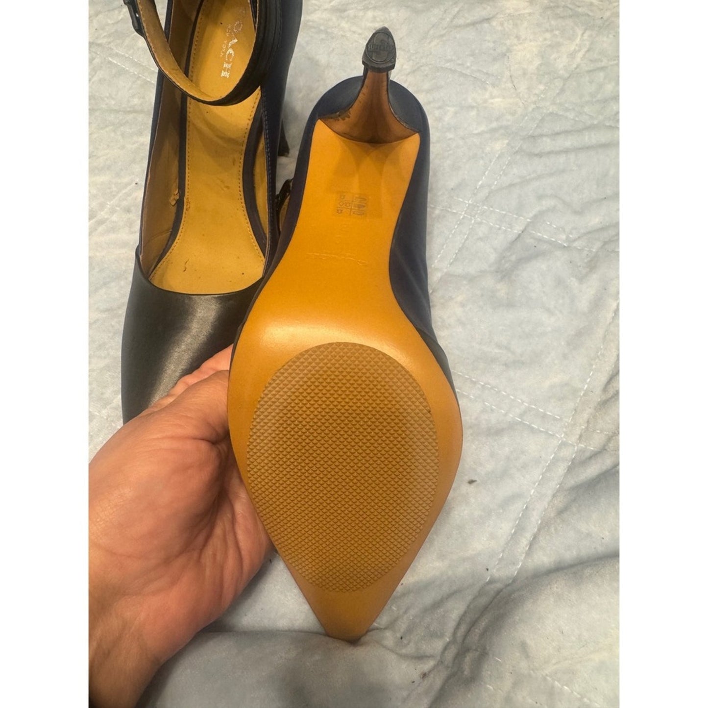 Coach Leather Ankle Strap Heels Pointed Toe Block Heel Pumps Womens Size