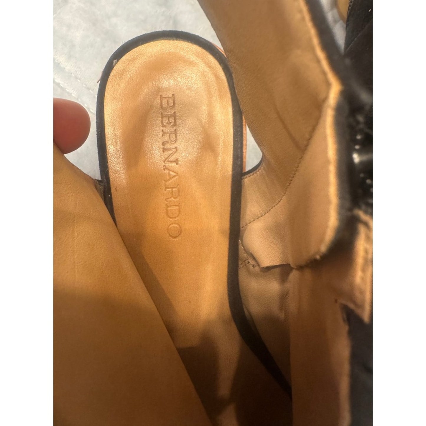 Bernardo Black Suede Slingback Heels Sandals Knot Detail Women's Size 8M
