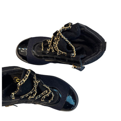 CHANEL Black Tweed Cap Toe Ankle Boots Gold Chain Made in Italy Size 38 new