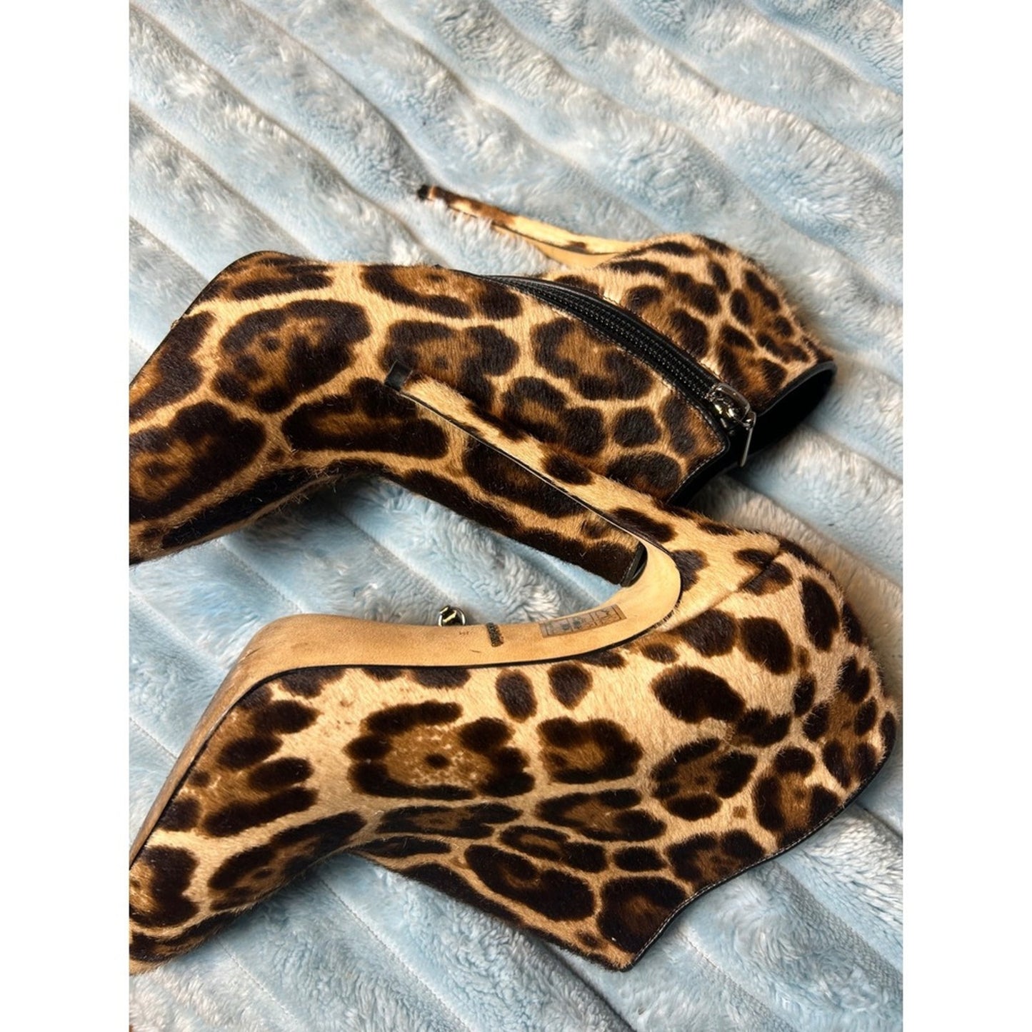 Dolce & Gabbana Leopard Print Calf Hair Ankle Boots Pointed Toe Stiletto 38