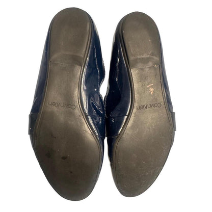 Calvin klein olette navy patent