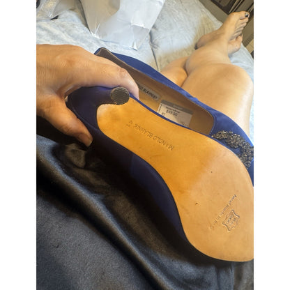 Manolo Blahnik Blue Satin Hangisi Crystal Embellished Pumps Size 41