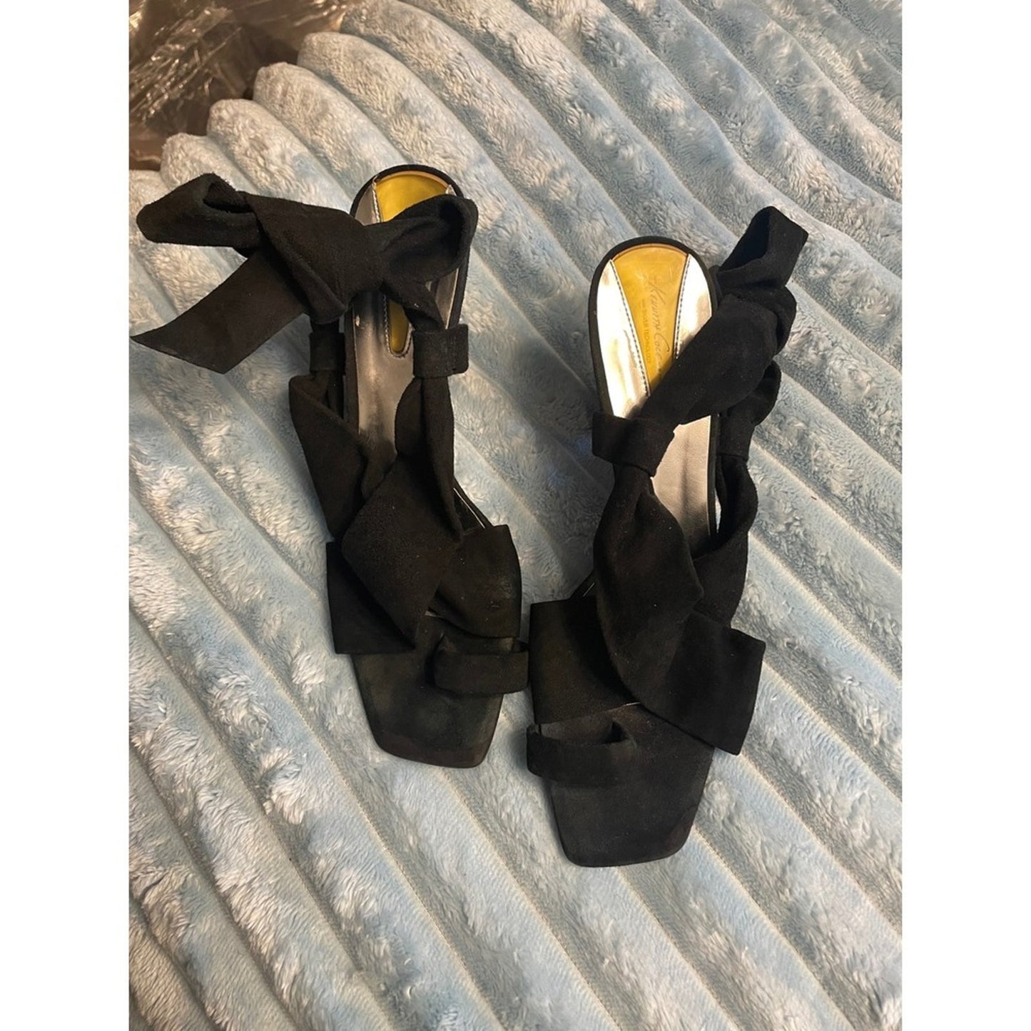 Kenneth Cole New York Black Suede Bow Heels Sandals Women's Size 9M
