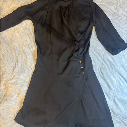 Diane von Furstenberg Black Wrap Dress – Size 2 – Chic with a Twist