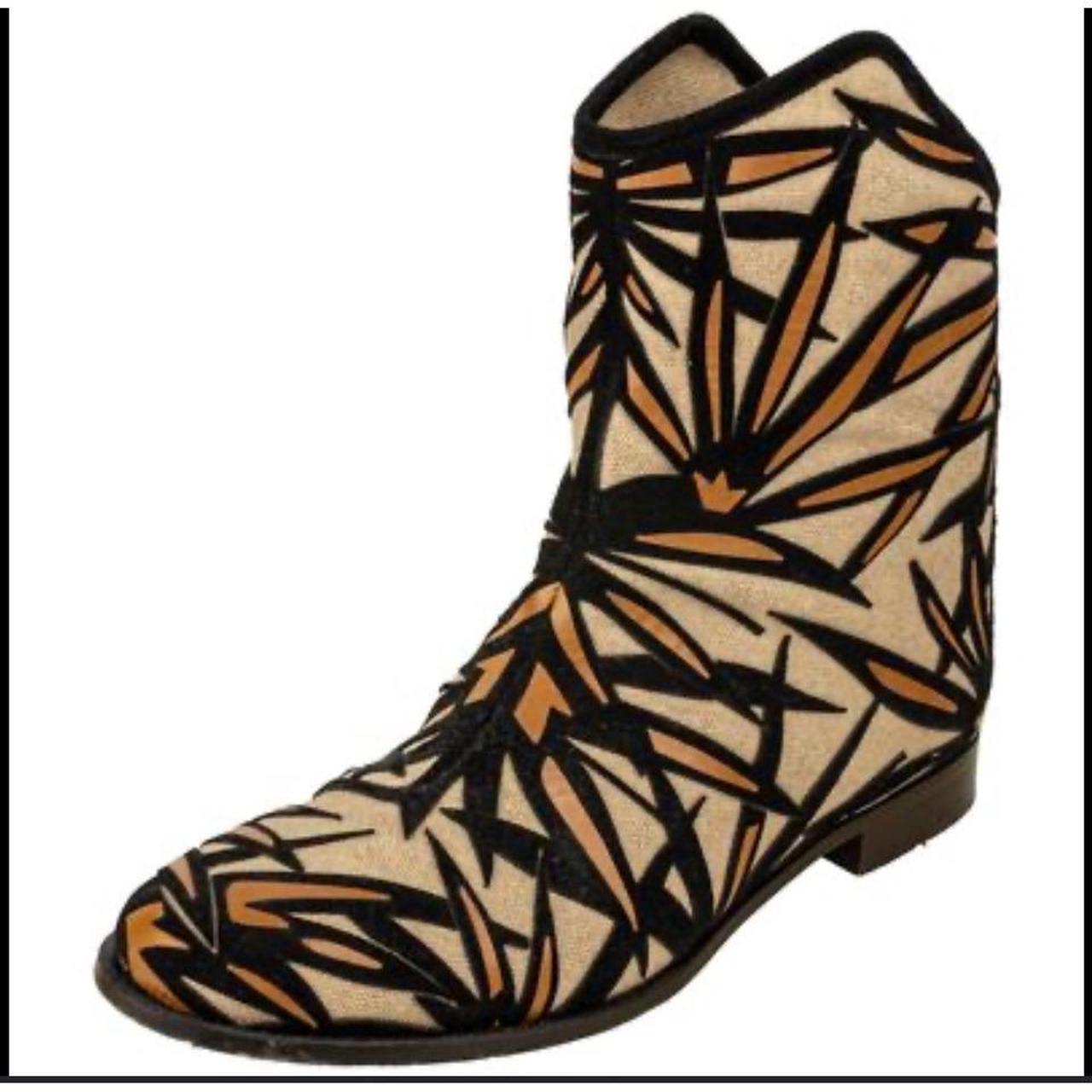 Jimmy Choo London Beige Black Palm Print Canvas Ankle Boots Size 39 Low Heel
