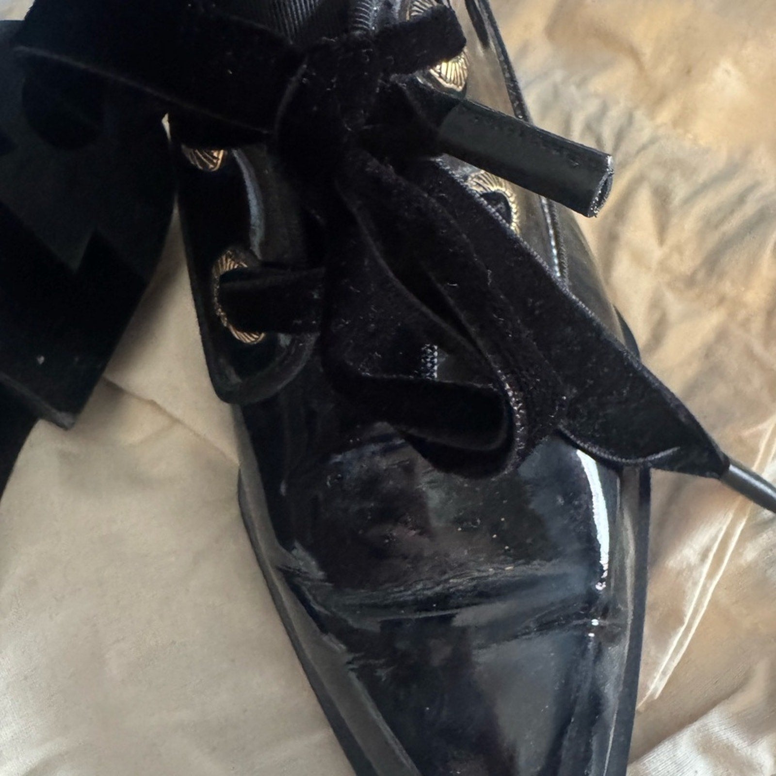 Lanvin Black Flats with Glossy Patent Leather Finish