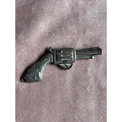 Vintage Silver-Tone Revolver Western Brooch Pin