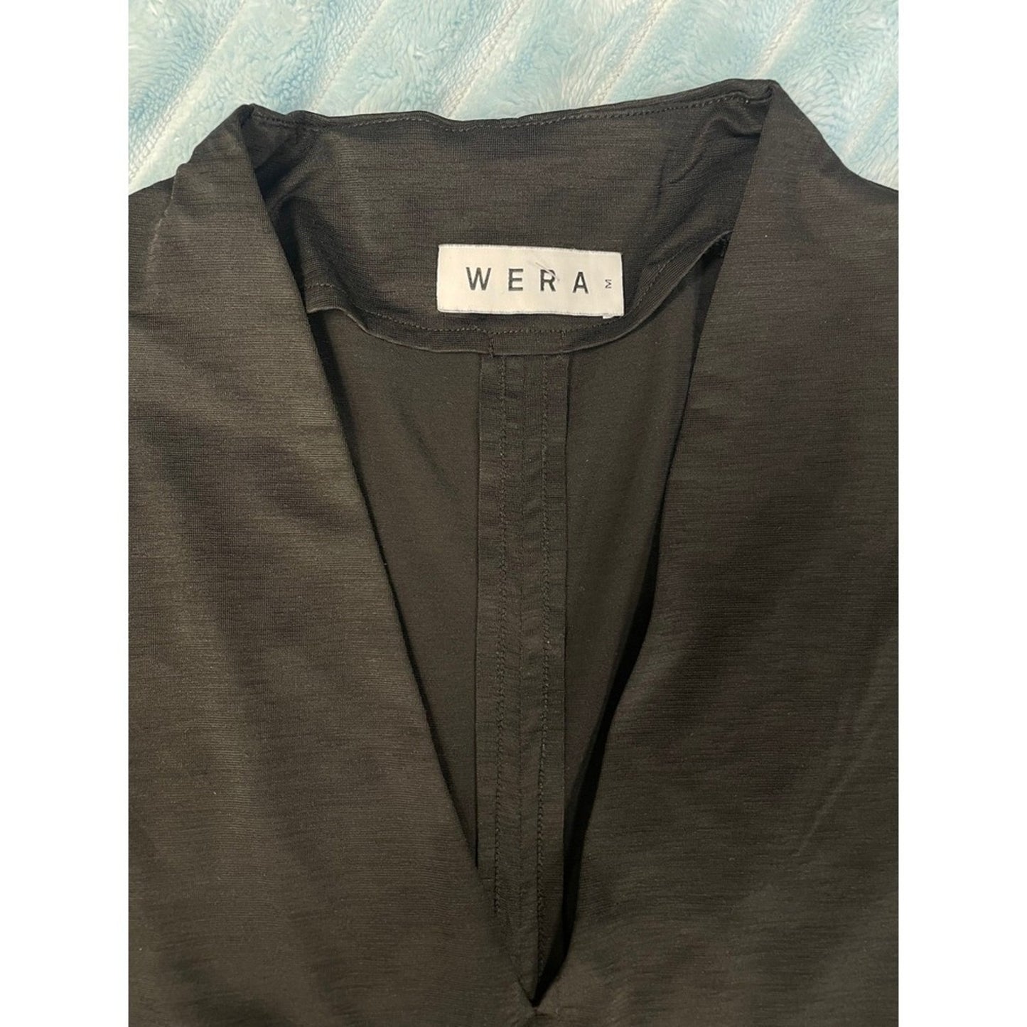 WERA Madison Black V-Neck Cap Sleeve Top Shirt Womens Size M