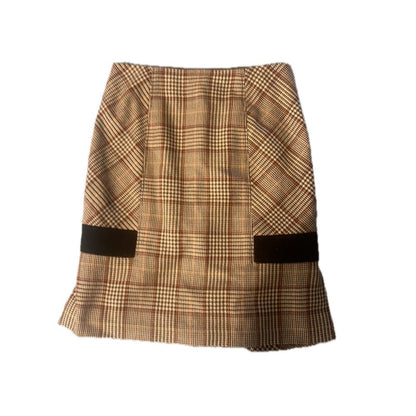 VALENTINO Plaid Mini Skirt with Black Pocket Accents size 6