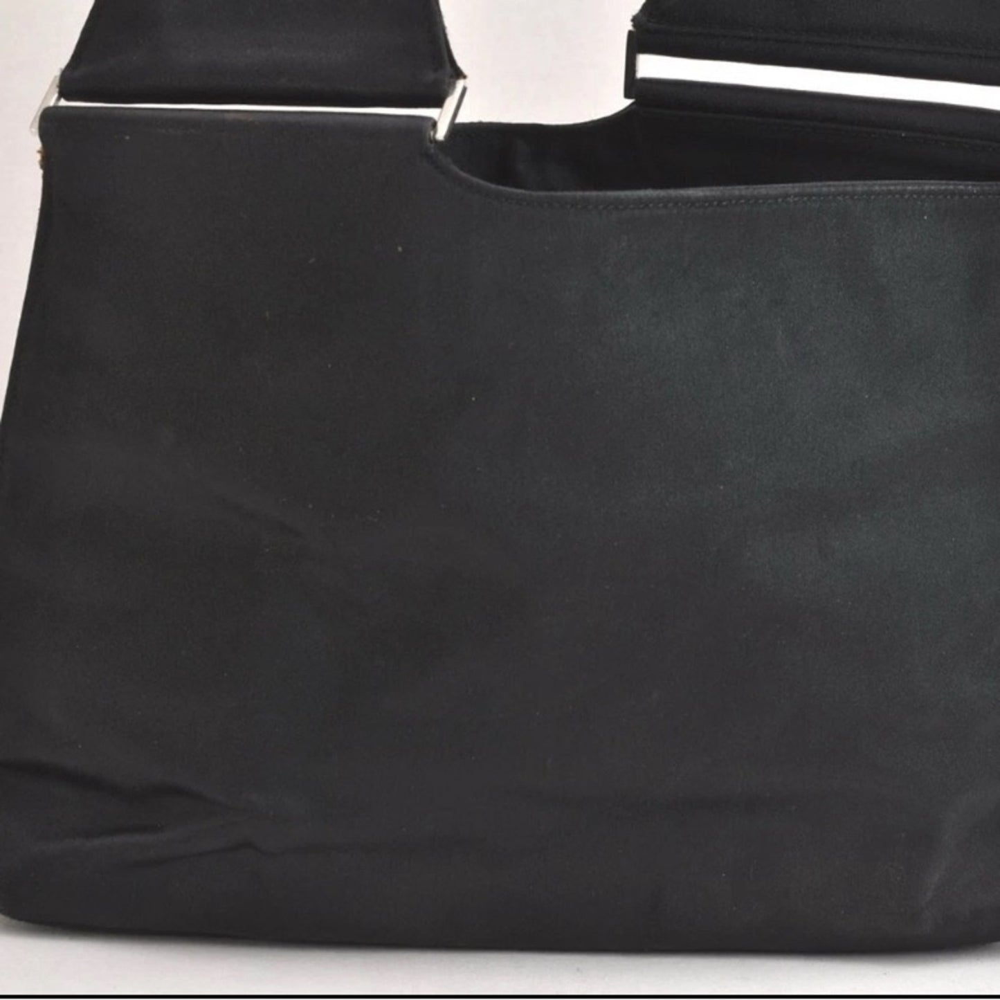 Gucci Vintage Satin Shoulder Bag – Silver Bar Detail