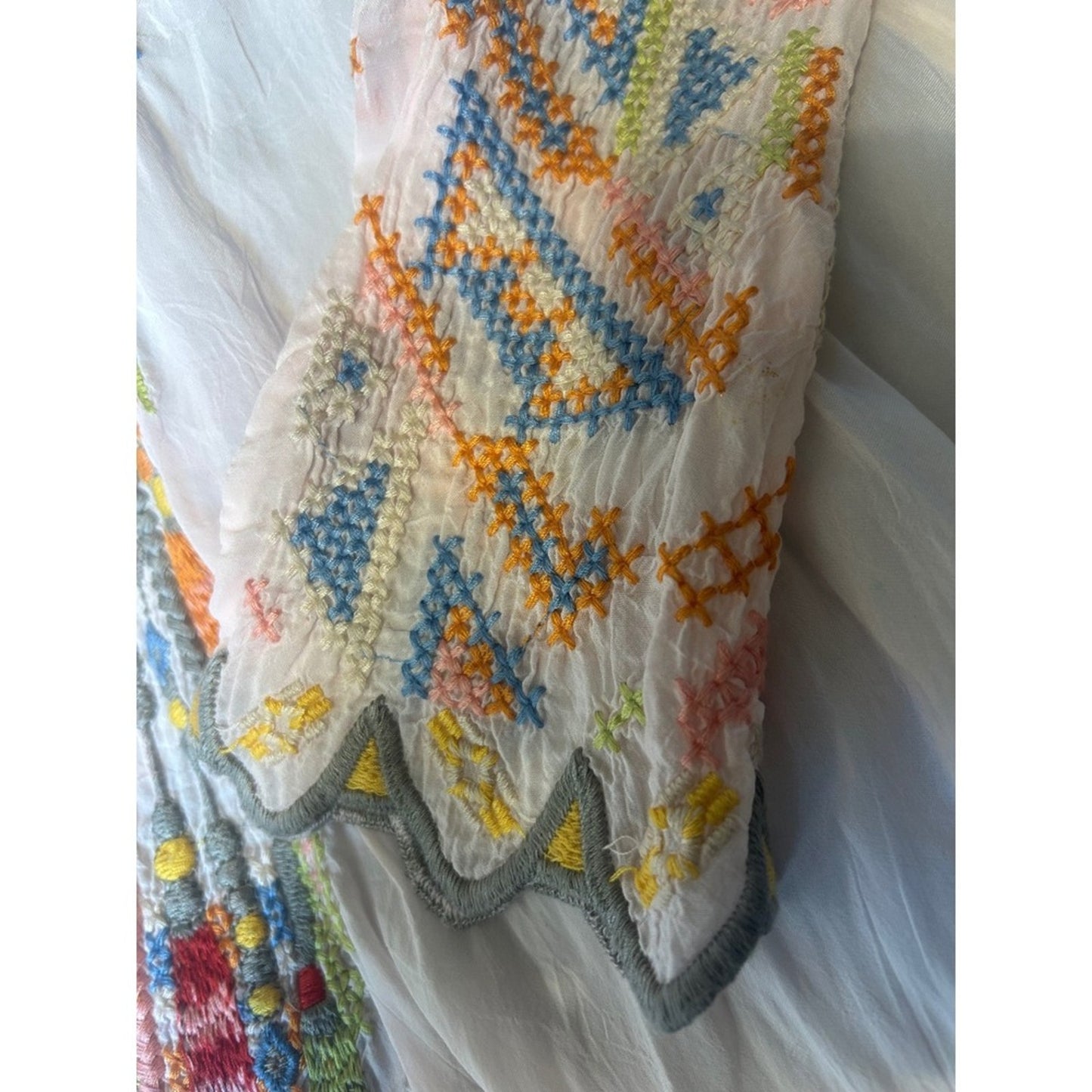 Johnny Was Embroidered Tunic Women Size S Pink Boho Floral Sharkbite Hem