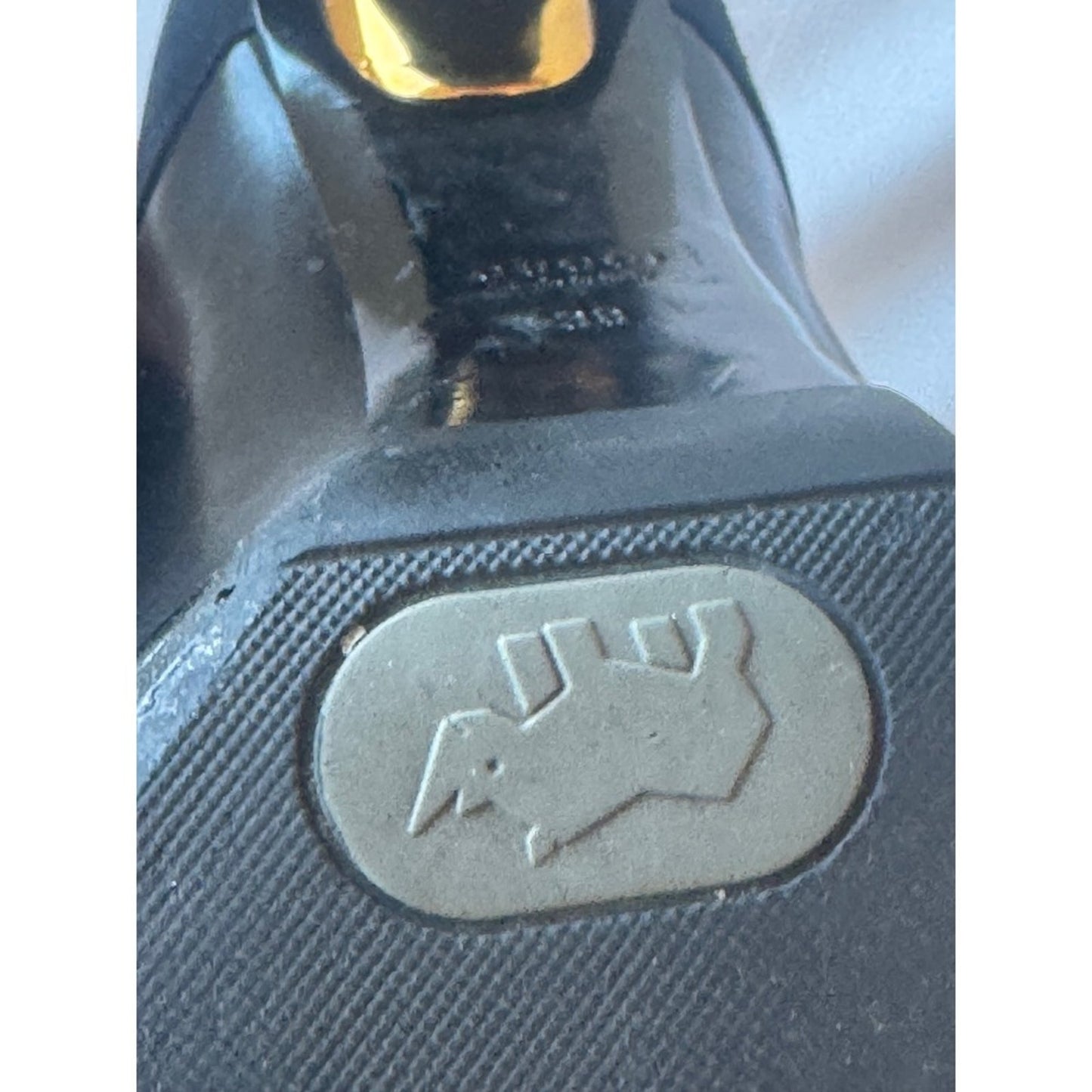 Gucci Black Leather Ankle Booties with Gold Horsebit – Made in Italy (Size 38)