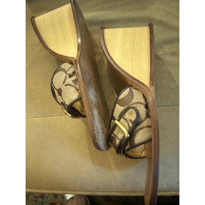 Coach Monogram Wedge Sandals 2000s Y2K Brown Logo Buckle Heels Size 7.5