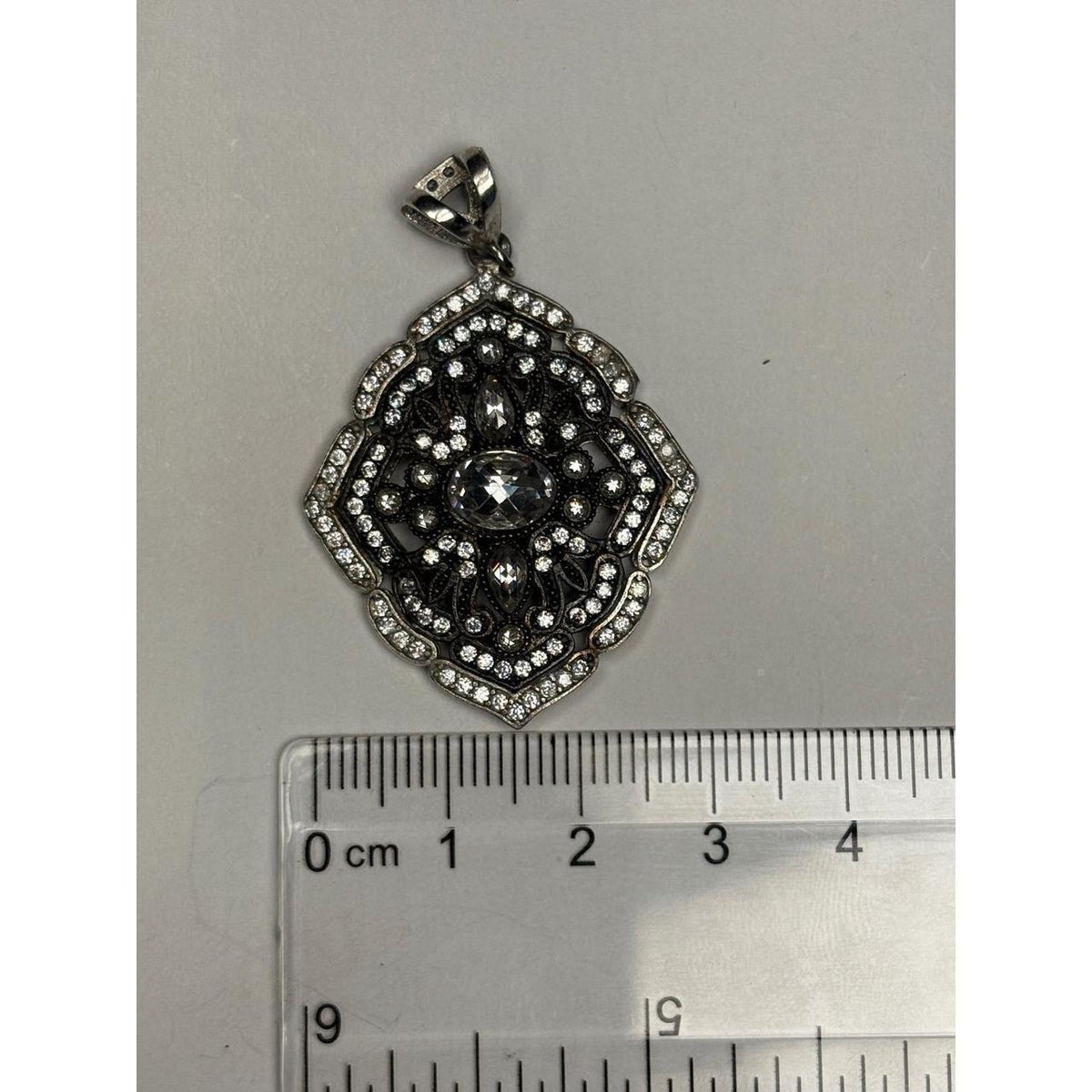 Ornate Filigree CZ Pendant Necklace Silver Tone Women's Fashion Jewelry
