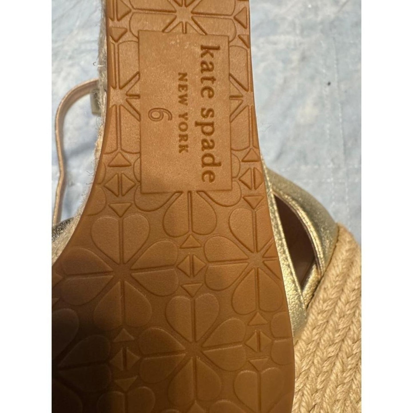 Kate Spade New York Tianna Metallic Leather Gold Espadrille Wedge Sandals size 6