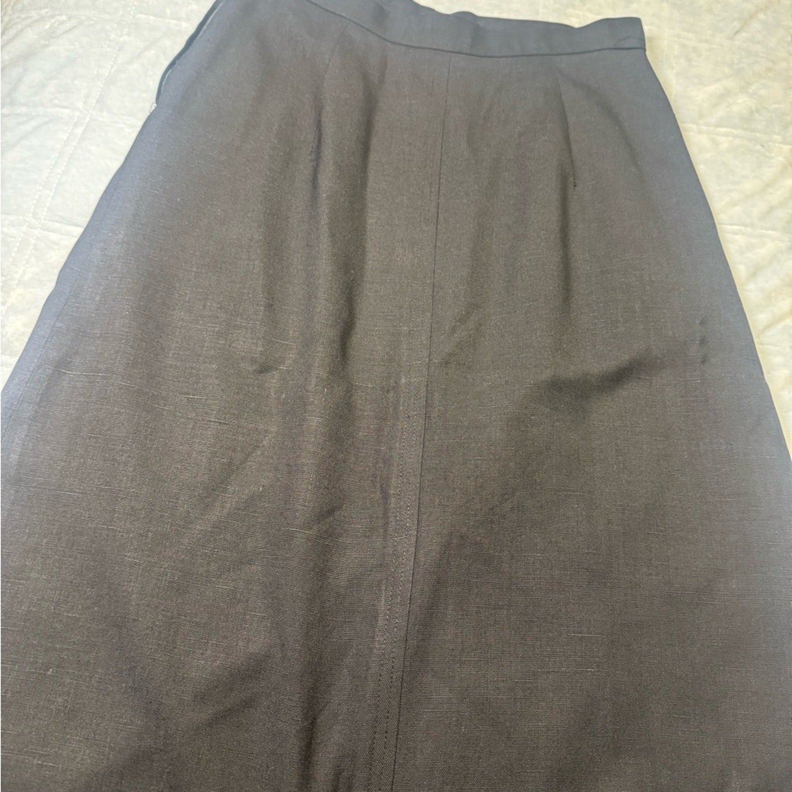 Lotte Vintage Linen Midi Skirt w/ Gold Horsebit Detail – Size M (29” length)