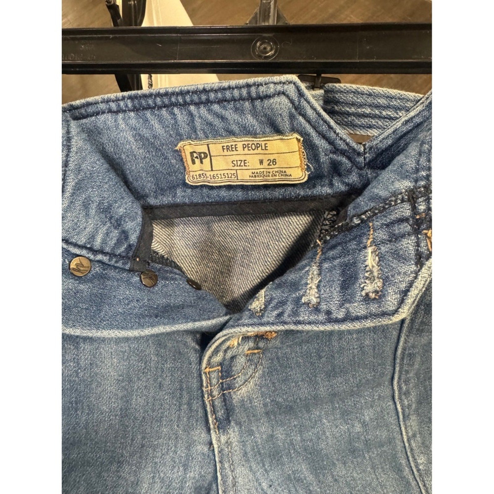 Free People Light Wash Denim Flare Leg Jeans Wide Leg Size 26