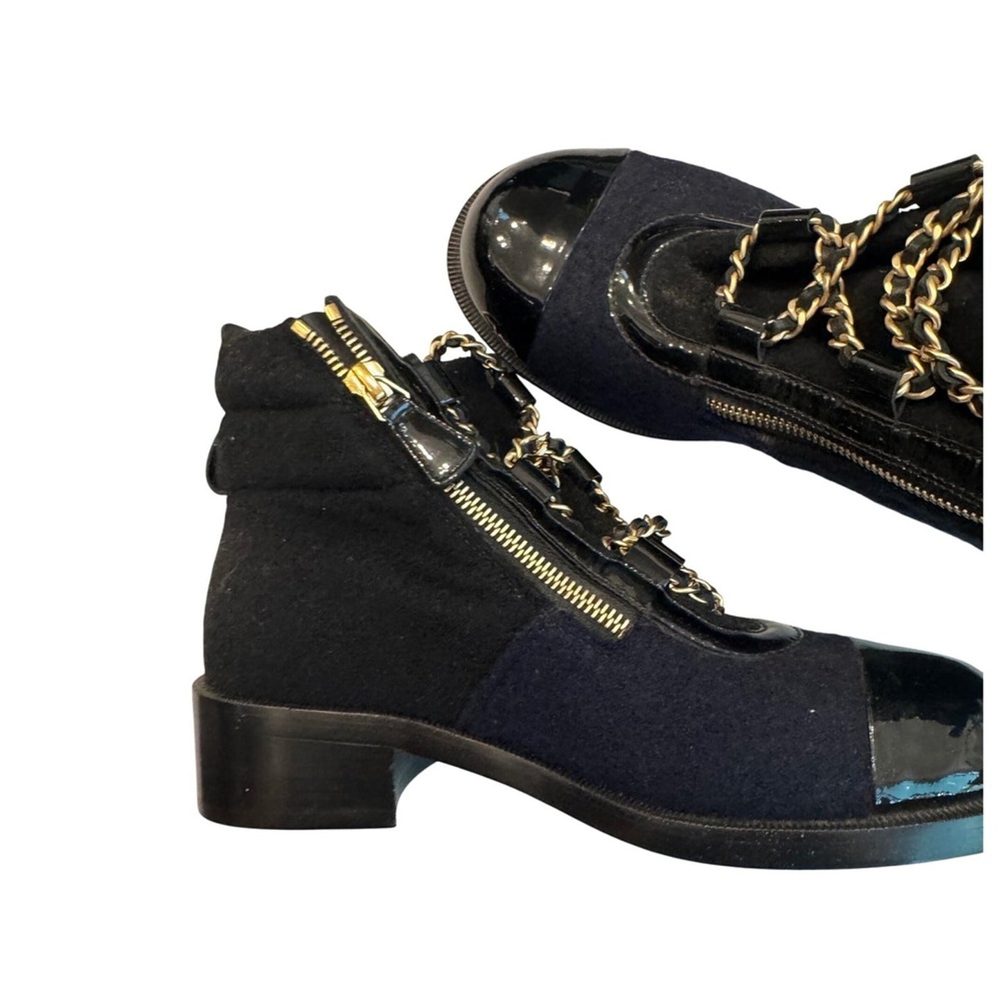 CHANEL Black Tweed Cap Toe Ankle Boots Gold Chain Made in Italy Size 38 new