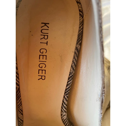 Kurt Geiger Peep Toe Heels Herringbone Pattern Floral  Made in Italy Size 38 7.5