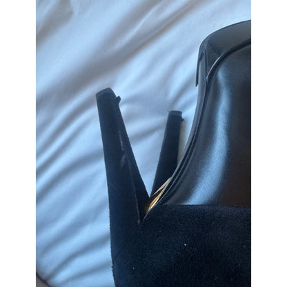 Gucci Black Leather Ankle Booties with Gold Horsebit – Made in Italy (Size 38)