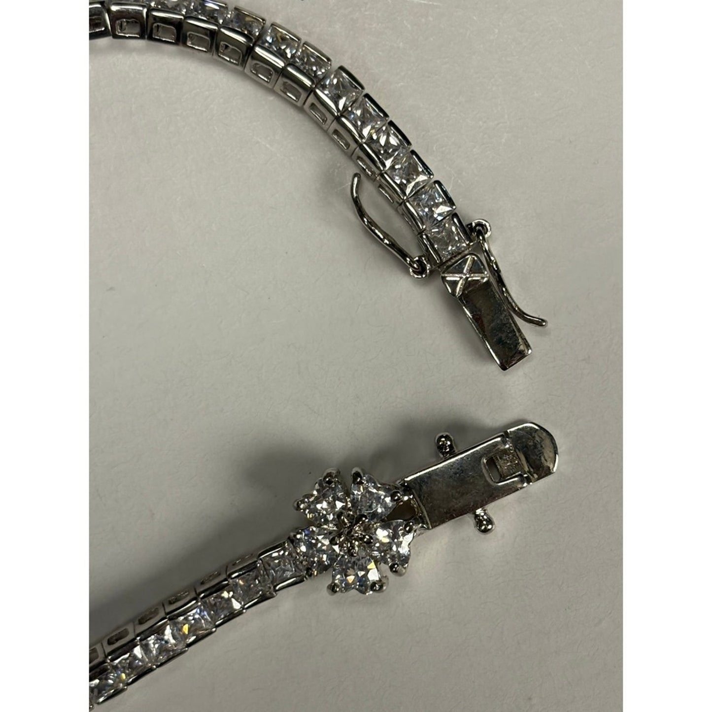 Sparkling Crystal Tennis Bracelet Silver Tone Rhinestone Link Glamorous