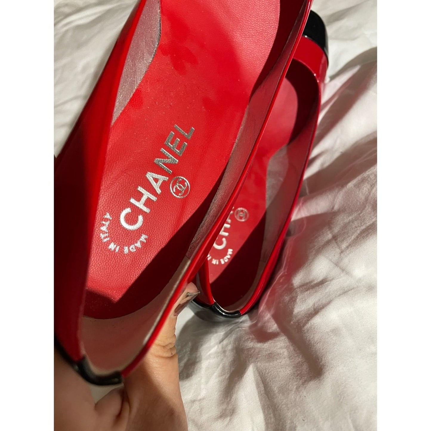 Chanel Red Patent Leather Cap Toe Heels Pumps Shoes Made in Italy Size 38/ USA 8